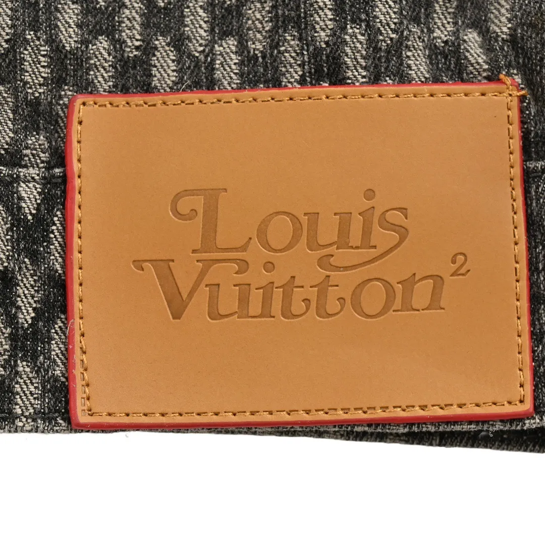 Louis Vuitton/ Classic